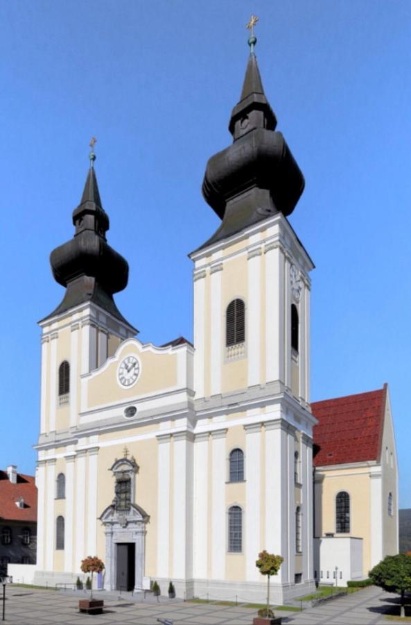 Pension Artstetten Luaran gambar