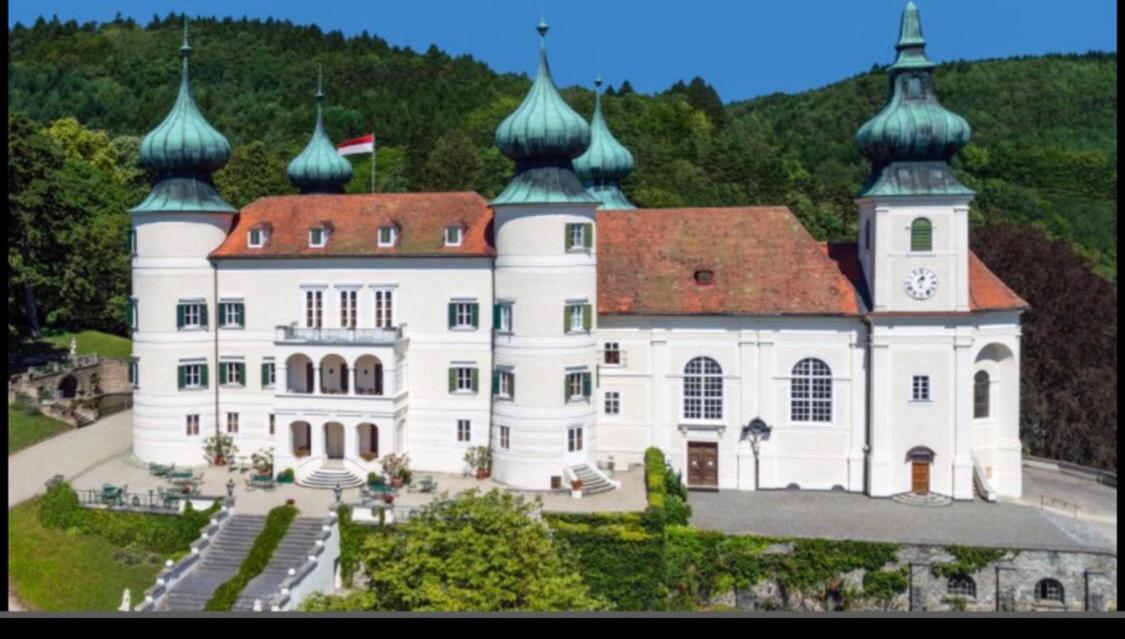Pension Artstetten Luaran gambar