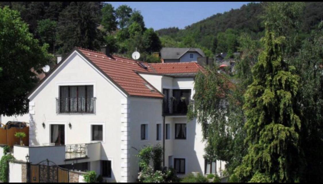 Pension Artstetten Luaran gambar